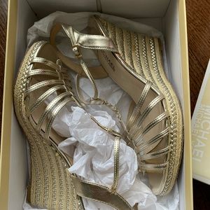 Michael Kors Gold Wedge sz 10